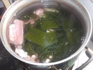 海带排骨汤的做法步骤:4