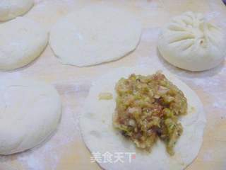 【主食厨房】家常主食---白菜大包的做法步骤：12