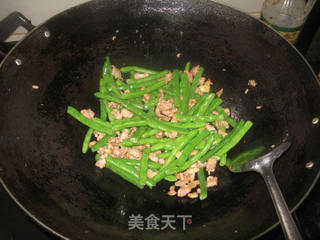 肉末炒四季豆的做法步骤:5