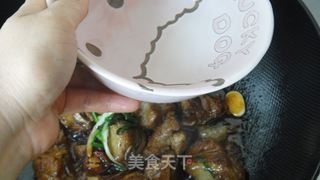 排骨焖菠菜卷子的做法步骤：12