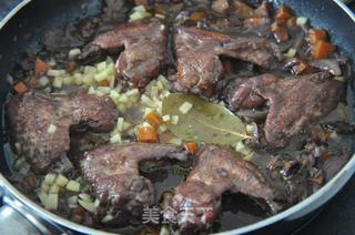 Coq au vin – 法式红酒炖鸡的做法步骤：8