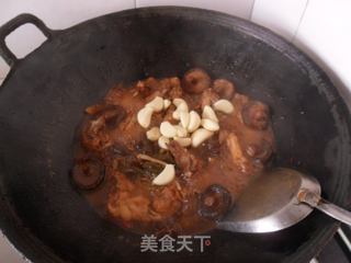 香菇炖小鸡的做法步骤：8