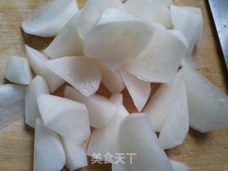 萝卜烧肉的做法步骤:2