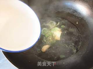 蛋蓉鲜鱼羮的做法步骤:7