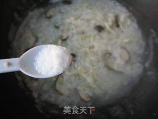 香菇鸡肉粥的做法步骤：9