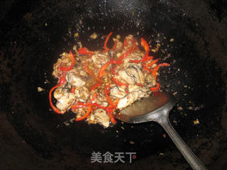 白酒蒜蓉煮生蚝的做法步骤:8