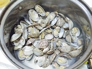 海鲜萝卜丝疙瘩汤的做法步骤:6
