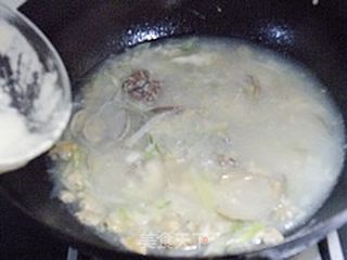 海鲜萝卜丝疙瘩汤的做法步骤:8