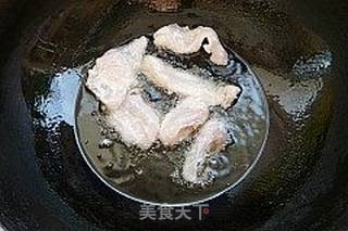 糖醋乌龙鱼片的做法步骤:6