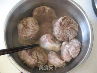 用电压力锅做简单美味——【酱牛肉】的做法步骤：4