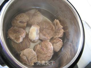 用电压力锅做简单美味——【酱牛肉】的做法步骤:5
