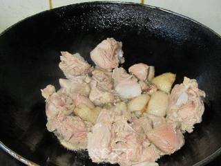 酸萝卜鸭煲的做法步骤:5