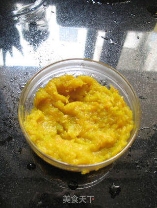 牛奶桂花南瓜圆子---秋天的甜蜜的做法步骤:3