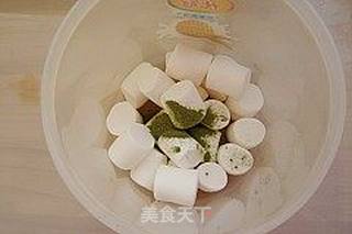 绿茶牛扎糖的做法步骤:4