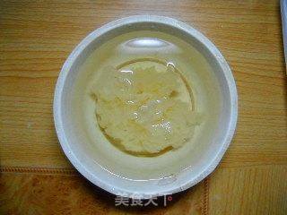 紫薯银耳羹的做法步骤:2