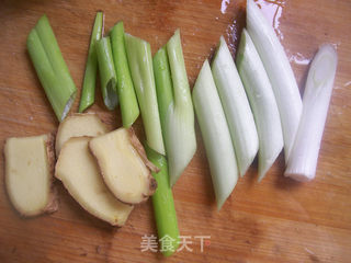 骨头玉米汤的做法步骤:2