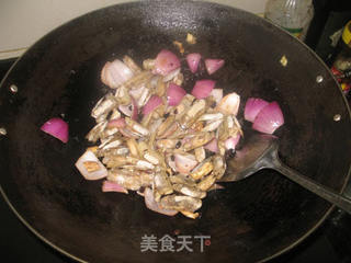 豉椒炒蛏子的做法步骤:4