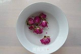 玫瑰蒸糕的做法步骤:2
