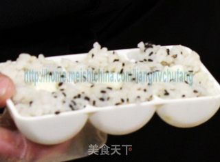 日式双色绝味海苔造型饭团的做法步骤：10