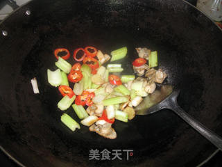 西芹炒带子的做法步骤:6