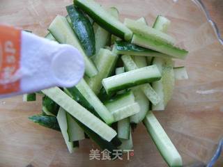 五分钟成就的小菜--盐水瓜条的做法步骤:5