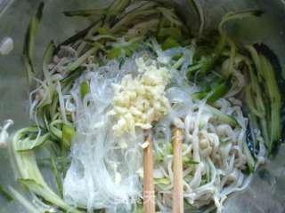 芥末金针菇的做法步骤：9