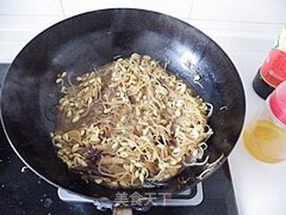 豆芽炖粉丝的做法步骤:12