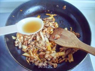 用喜欢的韩国味做道美味的开胃餐----泡菜五花肉饭的做法步骤:7