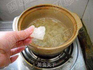 枸杞栗子银耳羹的做法步骤:6