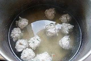 鸡毛菜肉丸汤的做法步骤:6