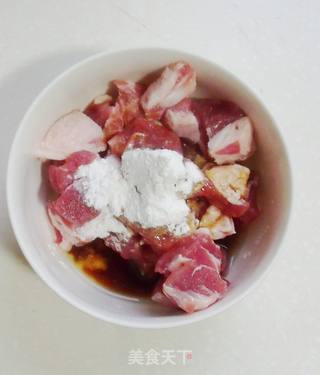 酸酸甜甜的好味道------双色糖醋肉饭的做法步骤:2
