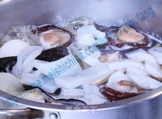 日式京风杂菜煮(关东煮)的做法步骤:5