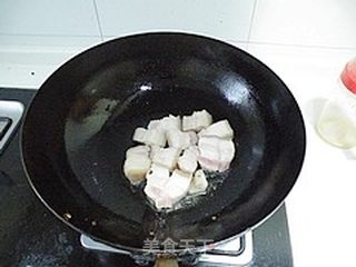 五花肉烧粉丝的做法步骤:4