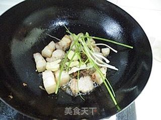 五花肉烧粉丝的做法步骤:6