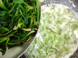 家常主食----菠菜鸡蛋汤面的做法步骤:10