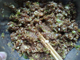 牛肉大葱水饺的做法步骤：4