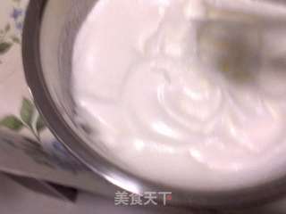 黄桃奶油蛋糕的做法步骤：2