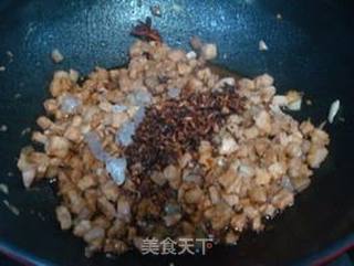 香气四溢的人气美食——卤肉面的做法步骤：7