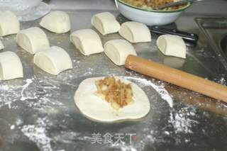 洋葱猪肉包的做法步骤:5