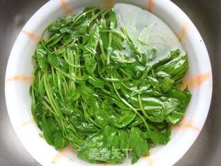 补血佳菜-------------------菠菜炒猪肝的做法步骤:5
