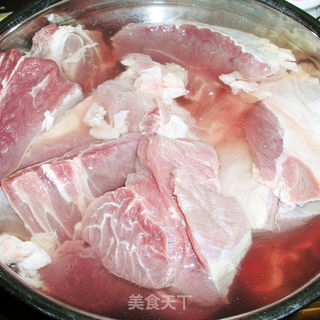 为香料做减法——酱牛肉的做法步骤：1