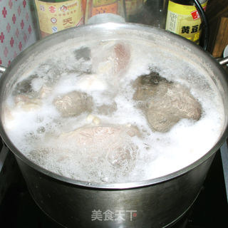 为香料做减法——酱牛肉的做法步骤：3