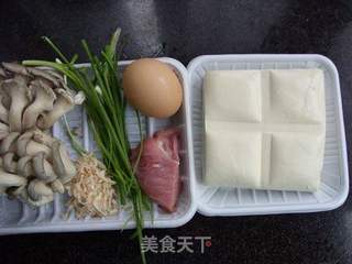 冬日暖心暖胃的--------------------------------------苏北农家豆腐羹的做法步骤：1
