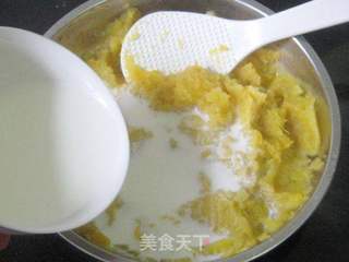 黑芝麻地瓜糯米饼的做法步骤:4