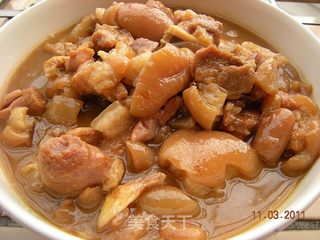 猪皮炖猪蹄的做法步骤:9
