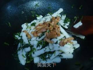 雪菜肉丝炒年糕的做法步骤：7