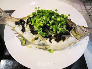 岭南榄角蒸鳊鱼的做法步骤：5