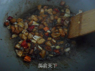 黄瓜丁炒肉丁的做法步骤:4