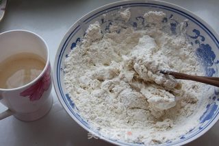 最受欢迎的早餐之一----鸡蛋灌饼的做法步骤:2