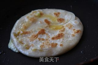 最受欢迎的早餐之一----鸡蛋灌饼的做法步骤:16